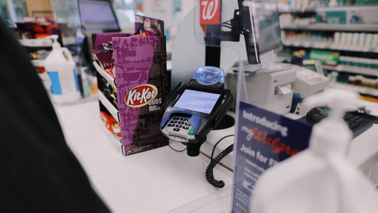 6 Shop Counter Ideas for Retail Checkout Displays