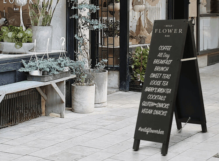 Pavement chalkboard