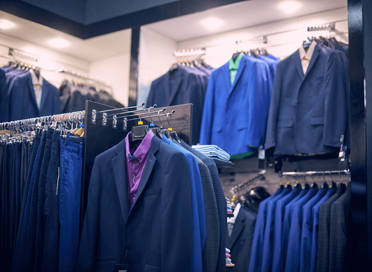 Essential Clothing Display Ideas For Fashion Retail