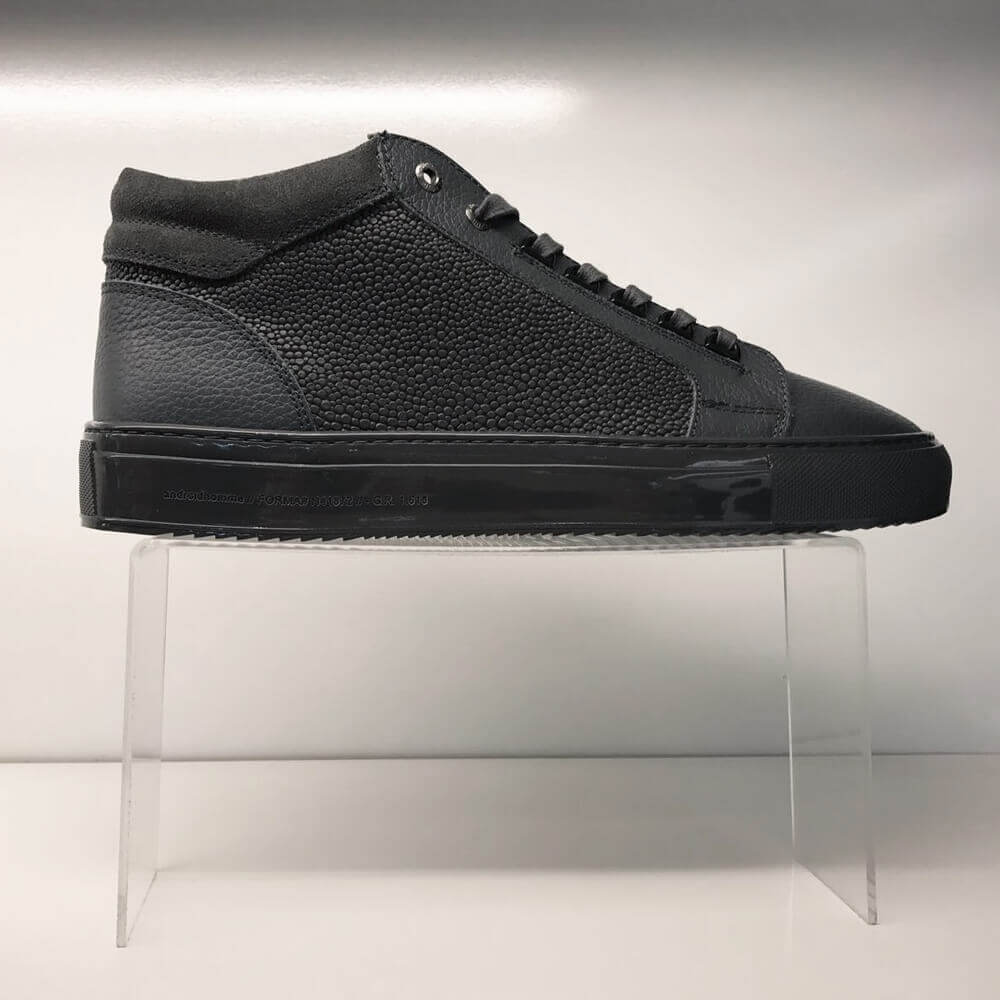 Shoe Display Bridge