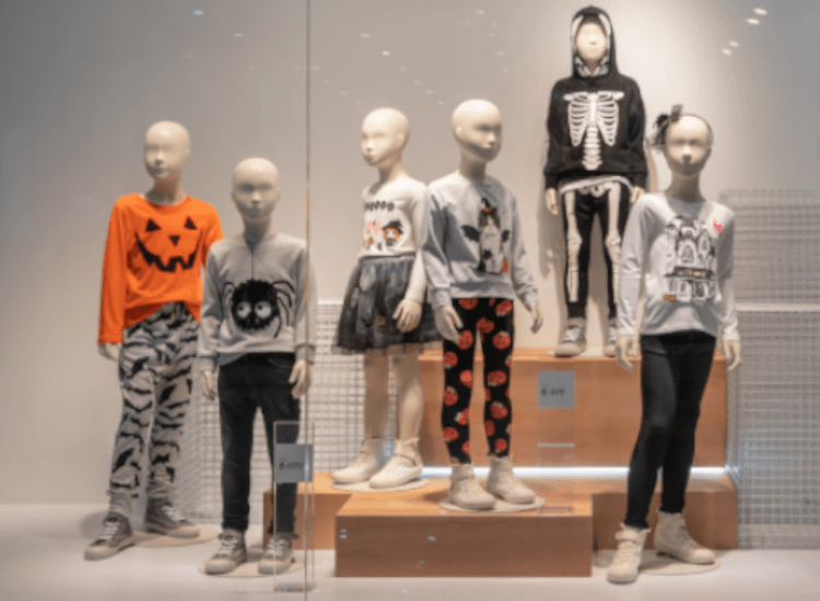 halloween displays for windows